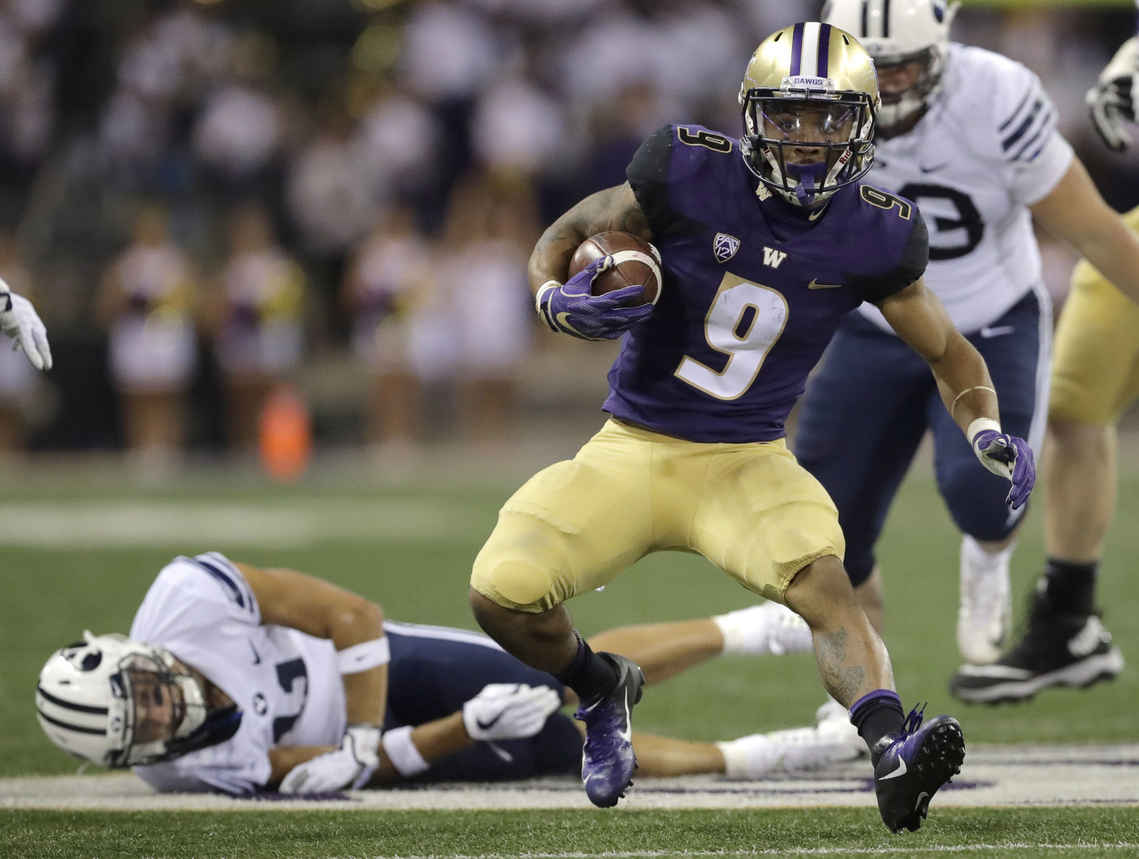 Washington Huskies BYU Cougars college football